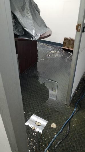 Commercial Flood Cleanup in Sherman Oaks, CA (2)